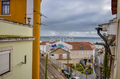 Prédio para Venda em Santa Maria Maior