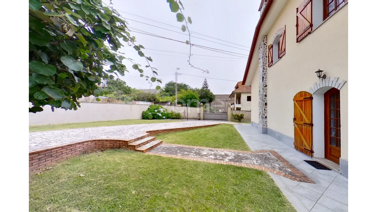 Moradia T3 para Venda em Areosa Foto 40