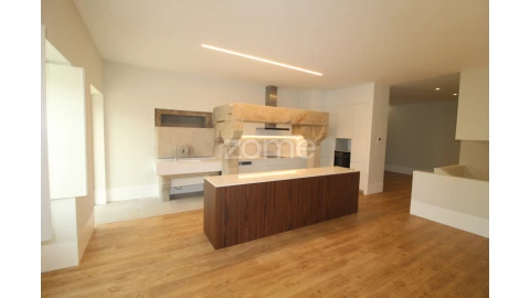 Apartamento T3 para Venda em Santa Maria Maior e Monserrate e Meadela