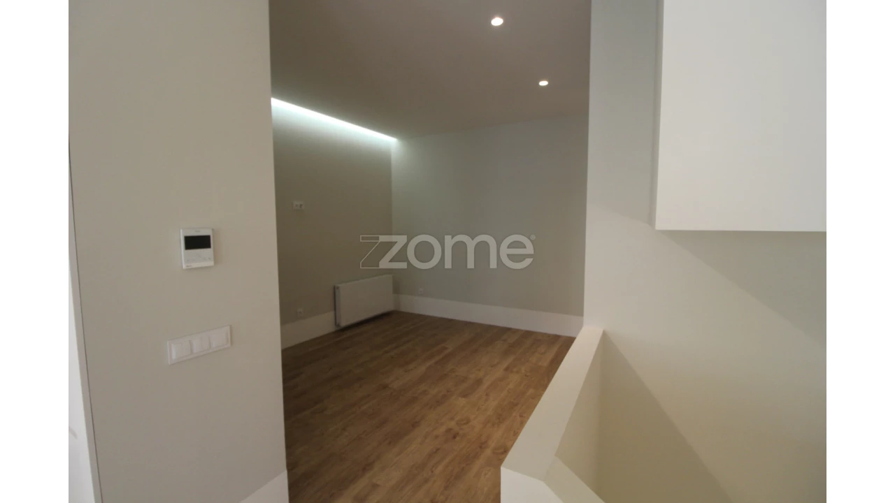 Apartamento T3 para Venda em Santa Maria Maior e Monserrate e Meadela Foto 9