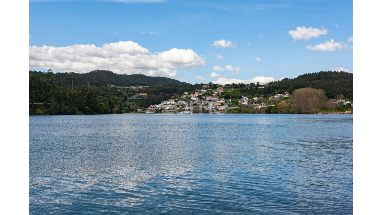 Terreno para Venda em Melres e Medas Foto 16