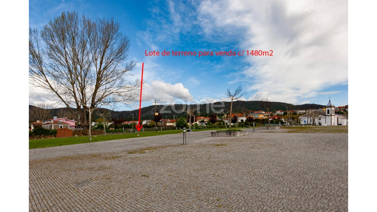 Terreno para Venda em Melres e Medas Foto 1