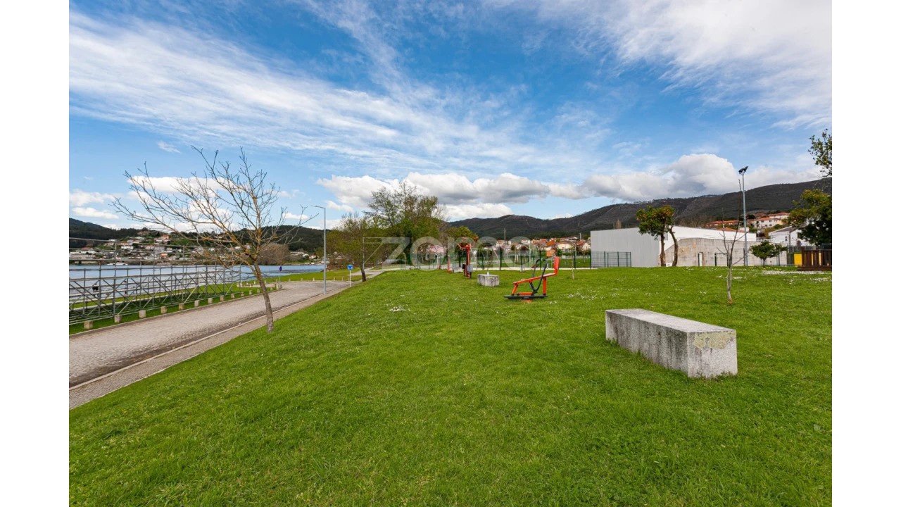 Terreno para Venda em Melres e Medas Foto 23
