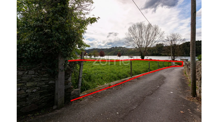 Terreno para Venda em Melres e Medas Foto 8