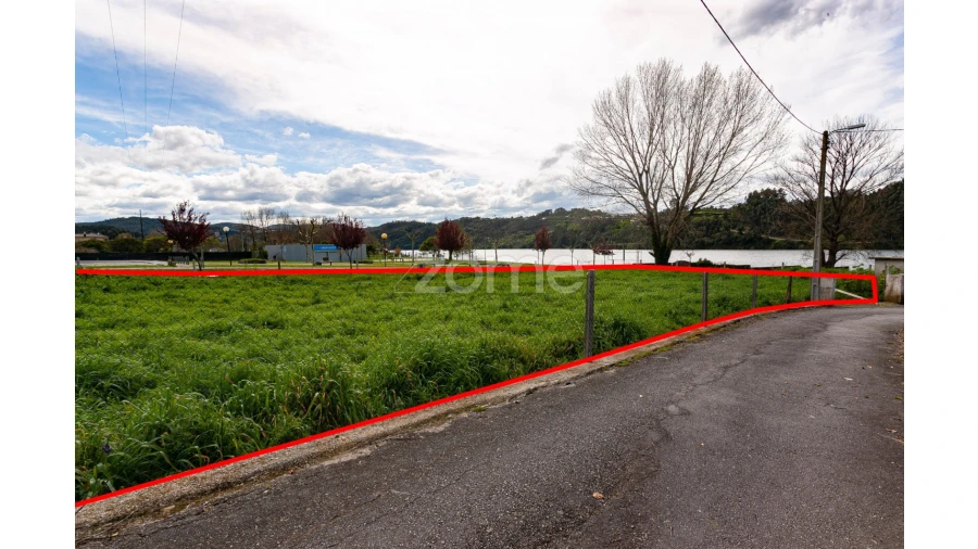 Terreno para Venda em Melres e Medas Foto 10