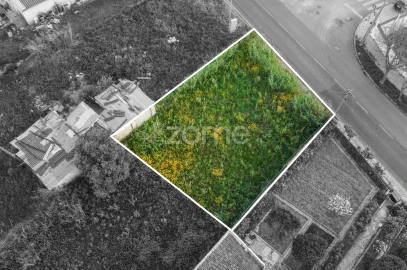 Terreno para Venda em Pontinha e Famões