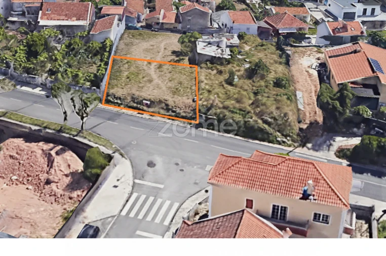 Terreno para Venda em Pontinha e Famões Foto 2