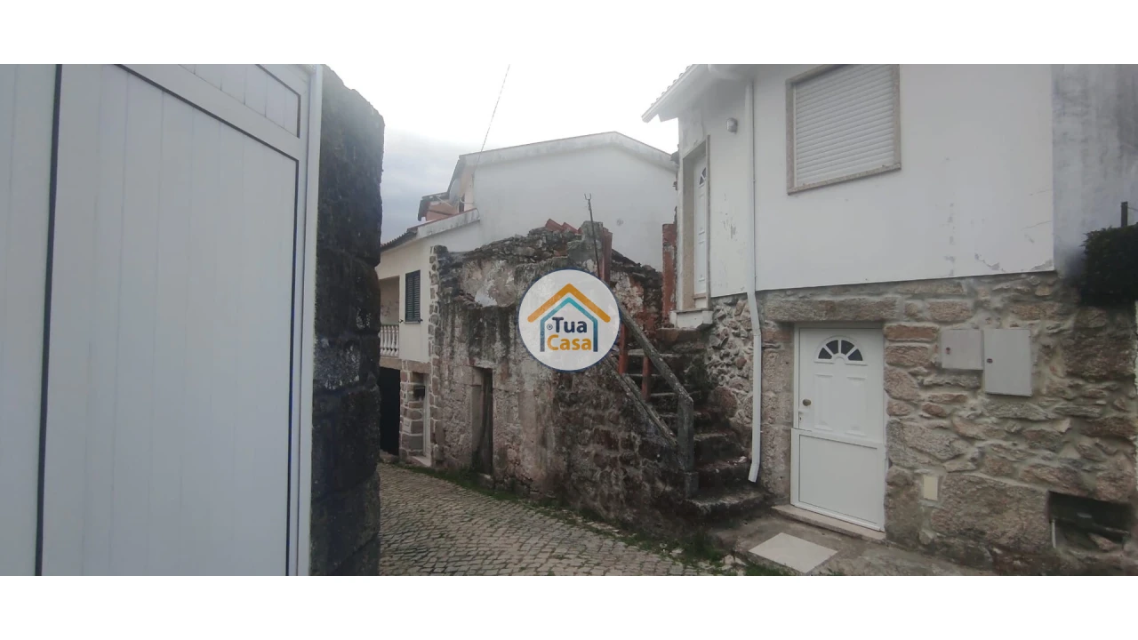 Moradia T3 para Venda em Castro Daire Foto 7