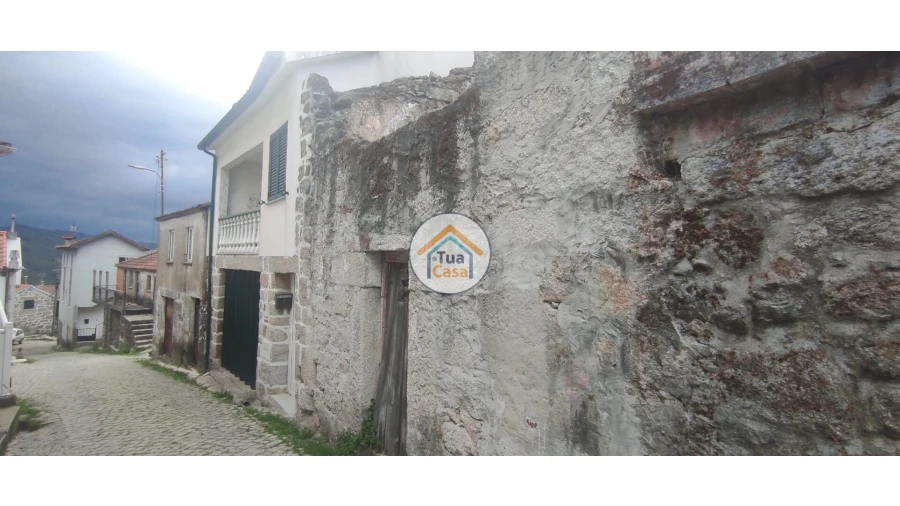 Moradia T3 para Venda em Castro Daire Foto 15