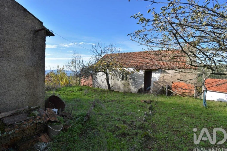 Moradia T2 para Venda em Espinhal Foto 24