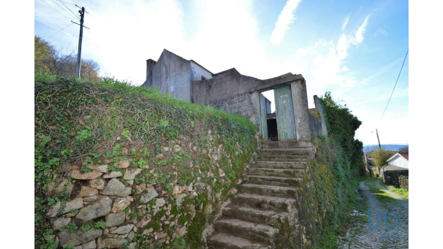 Moradia T2 para Venda em Espinhal Foto 4