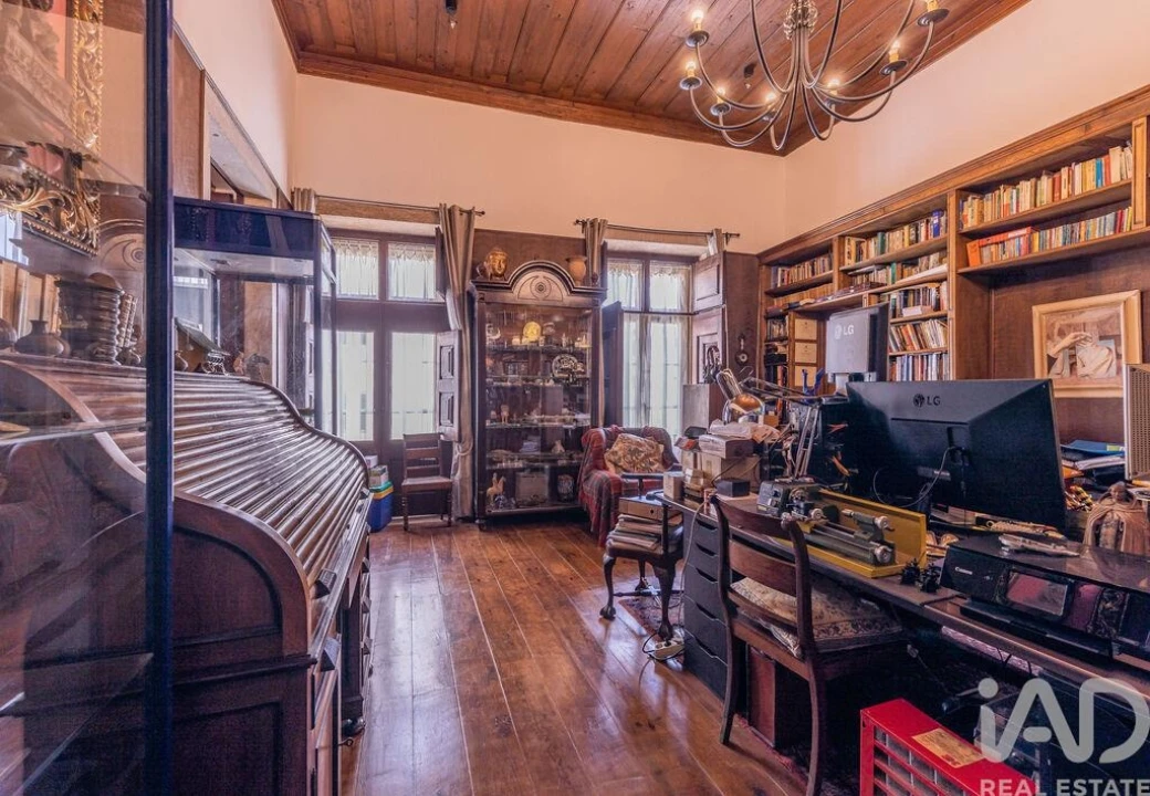 Apartamento T6 para Venda em São Vicente Foto 16