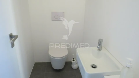 Moradia T4 para Venda em Camara de Lobos