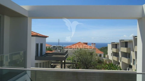 Moradia T4 para Venda em Camara de Lobos