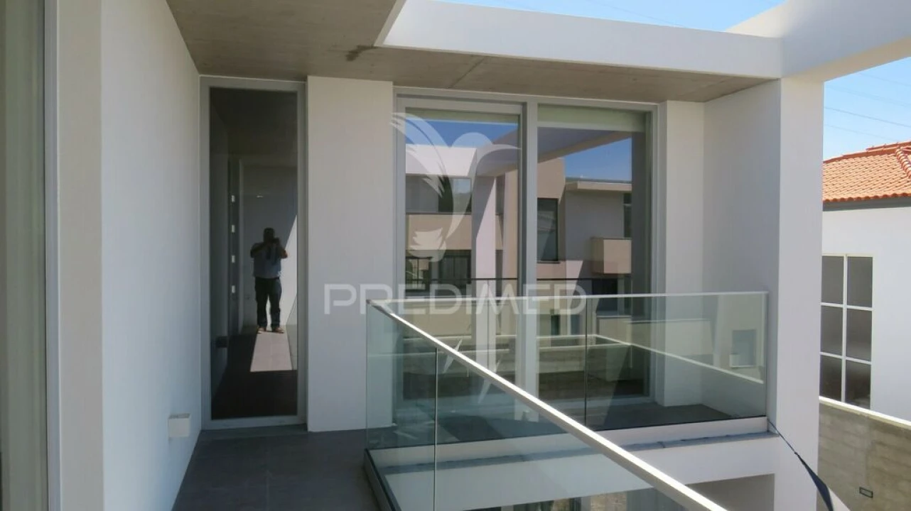 Moradia T4 para Venda em Camara de Lobos Foto 19