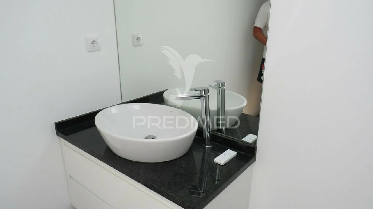 Moradia T4 para Venda em Camara de Lobos Foto 15