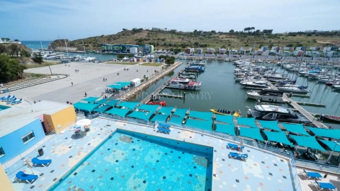 Apartamento T2 para Venda em Albufeira e Olhos de Água
