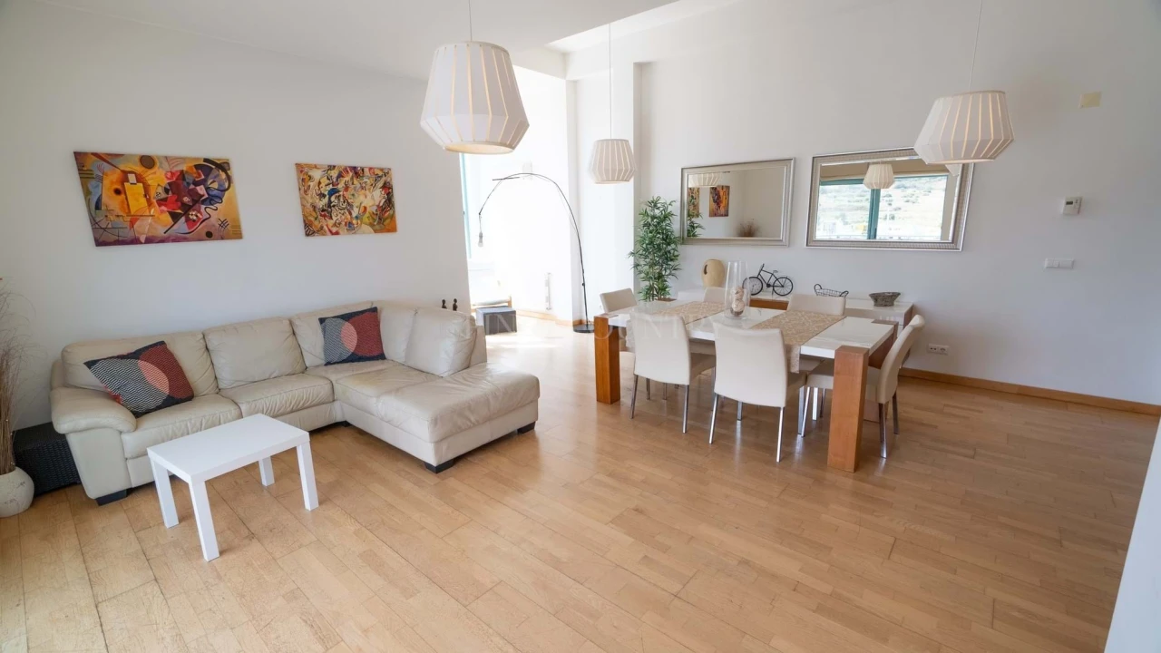 Apartamento T2 para Venda em Albufeira e Olhos de Água Foto 11