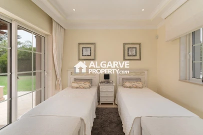 Moradia T4 para Venda em Pechão