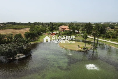 Moradia T4 para Venda em Pechão