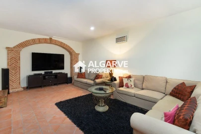 Moradia T4 para Venda em Pechão