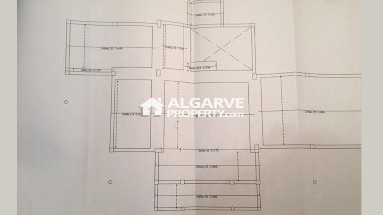 Moradia T4 para Venda em Pechão Foto 45