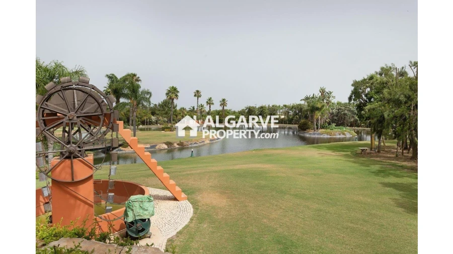 Moradia T4 para Venda em Pechão Foto 26