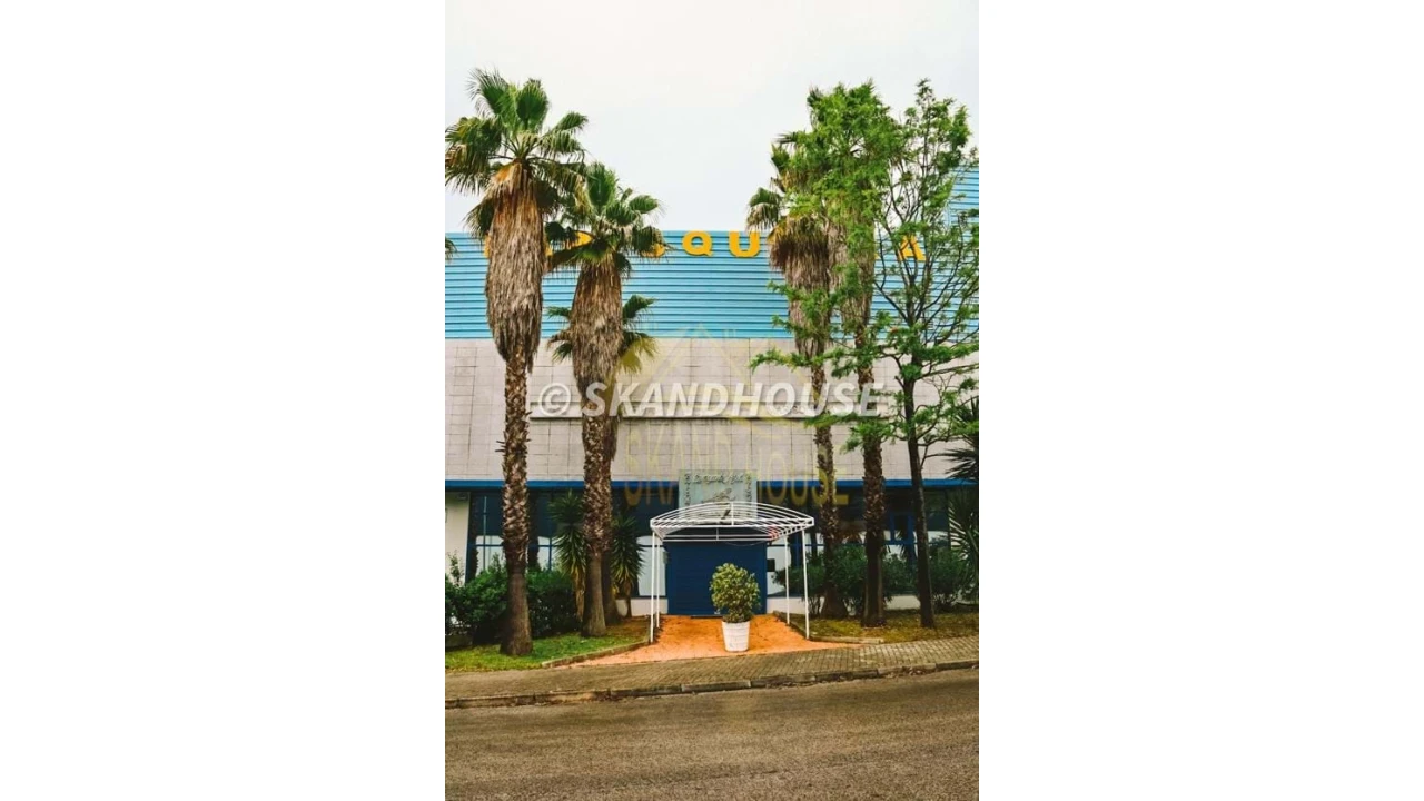 Negócio para Venda em Vialonga Foto 13