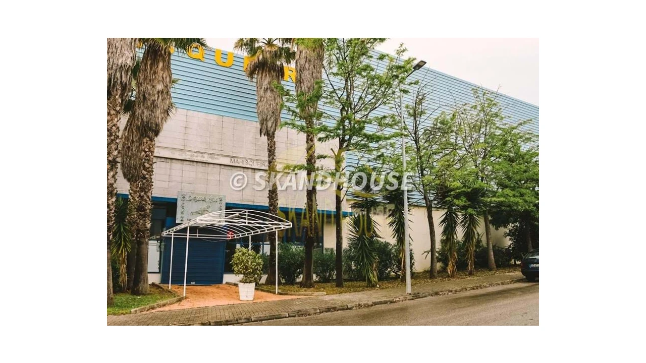 Negócio para Venda em Vialonga Foto 18