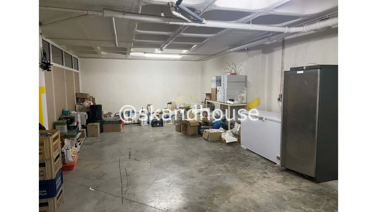 Negócio para Venda em Vialonga Foto 9