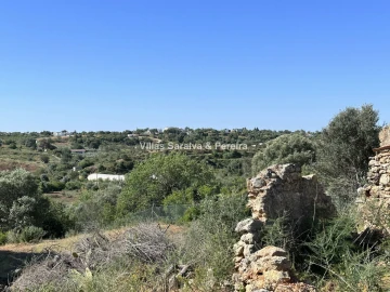 Moradia T2 para Venda em Quelfes