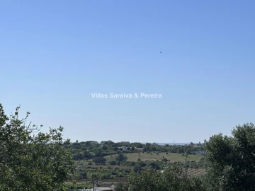 Moradia T2 para Venda em Quelfes