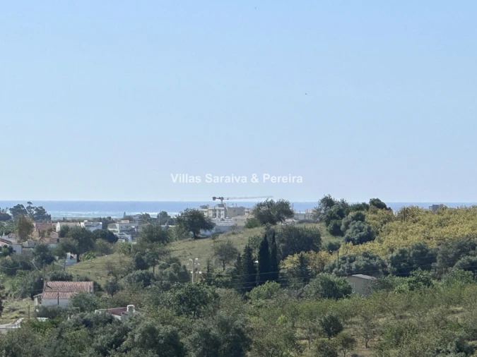 Moradia T2 para Venda em Quelfes Foto 5