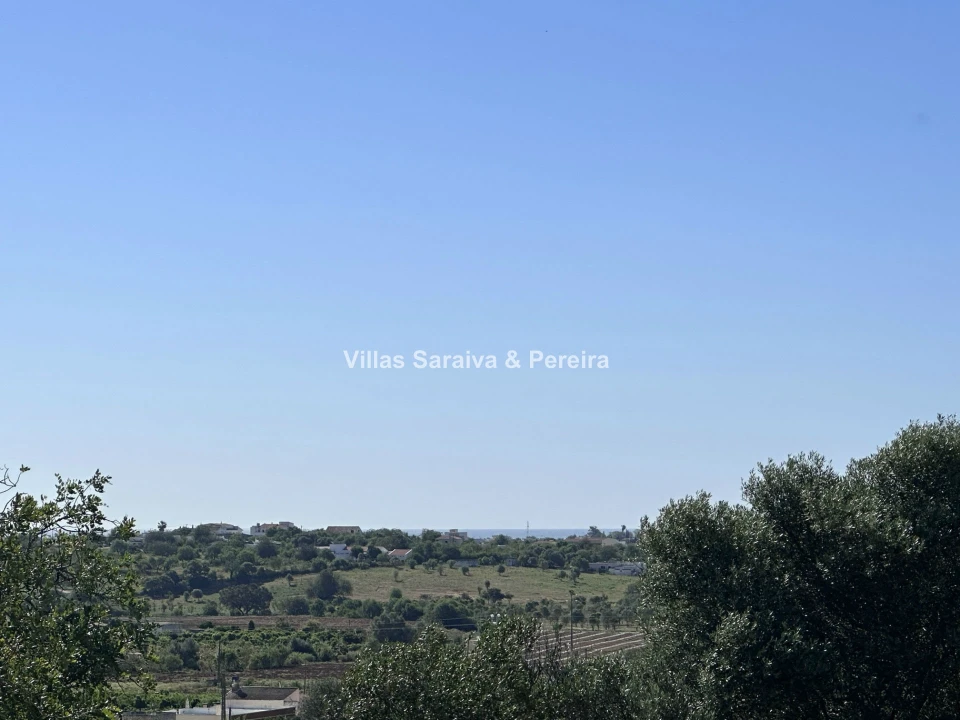 Moradia T2 para Venda em Quelfes Foto 6