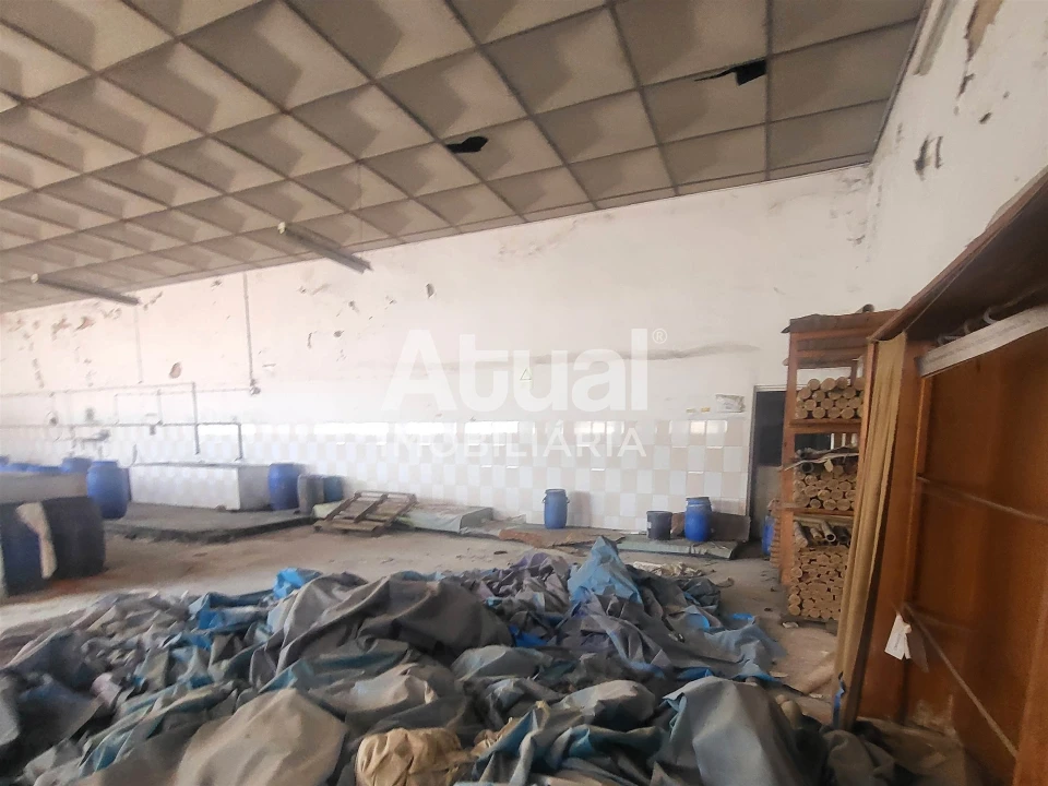 Armazém para Venda em Fafe Foto 6