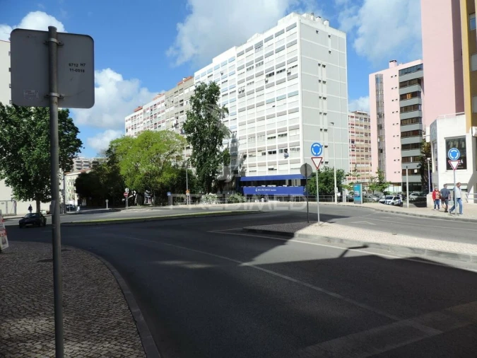 Garagem para Venda em Alto do Seixalinho, Santo André e Verderena Foto 4