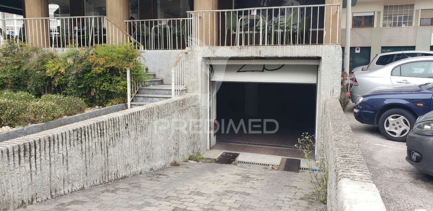 Garagem para Venda em Alto do Seixalinho, Santo André e Verderena Foto 9