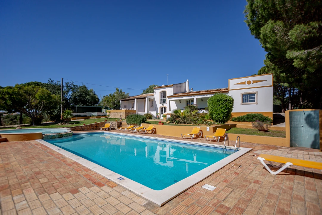 Moradia T5 para Venda em Albufeira e Olhos de Água Foto 4