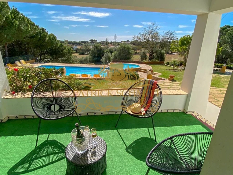 Moradia T5 para Venda em Albufeira e Olhos de Água Foto 7