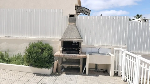 Moradia T4 para Venda em Guia