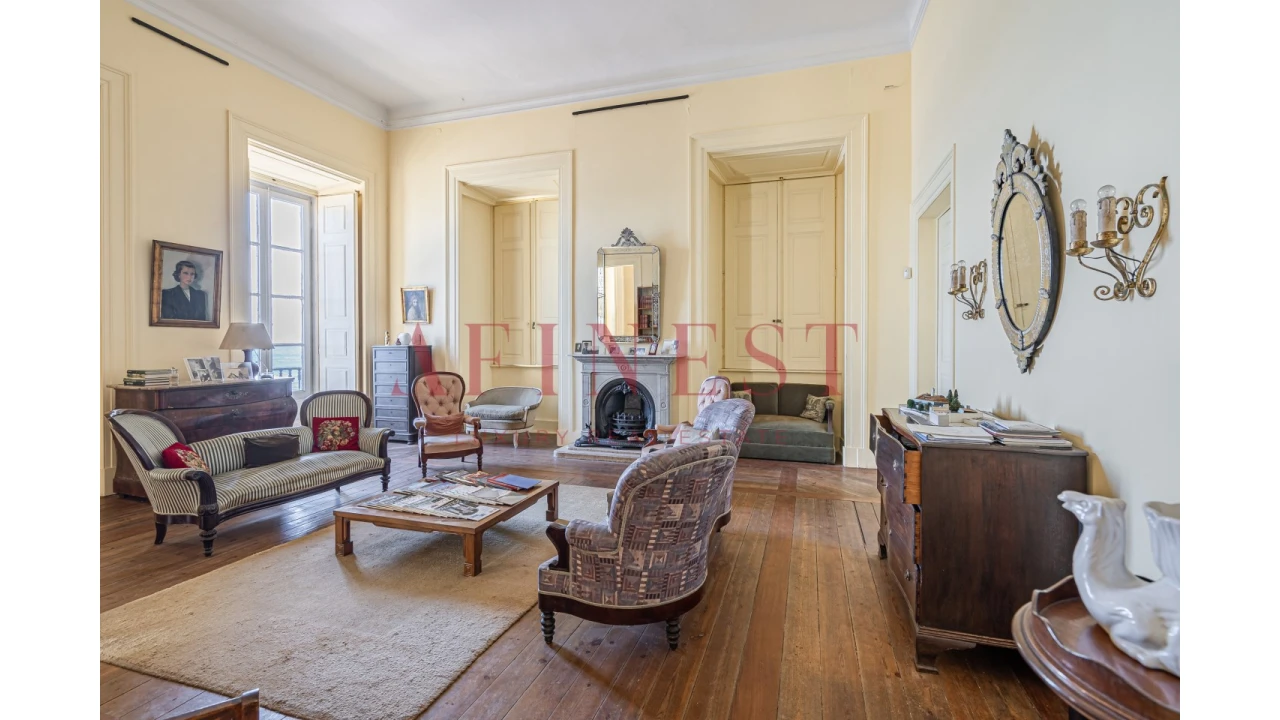 Moradia T37 para Venda em Oeiras e São Julião da Barra, Paço de Arcos e Caxias Foto 7