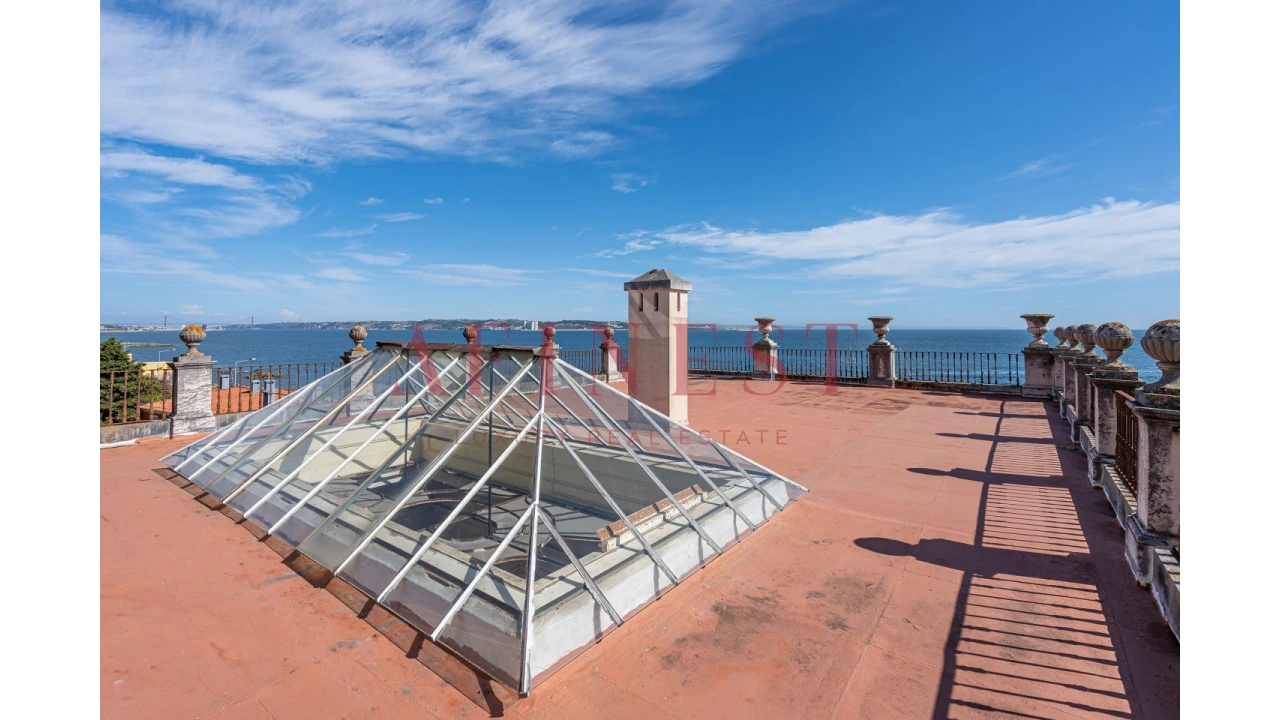 Moradia T37 para Venda em Oeiras e São Julião da Barra, Paço de Arcos e Caxias Foto 17