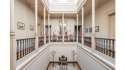 Moradia T37 para Venda em Oeiras e São Julião da Barra, Paço de Arcos e Caxias