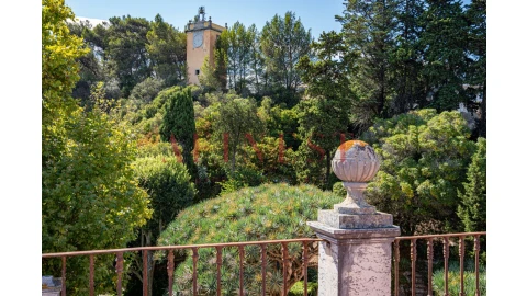 Moradia T37 para Venda em Oeiras e São Julião da Barra, Paço de Arcos e Caxias