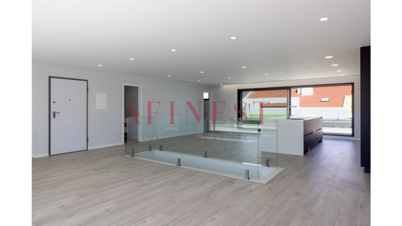 Apartamento T4 para Venda em Alcochete Foto 12