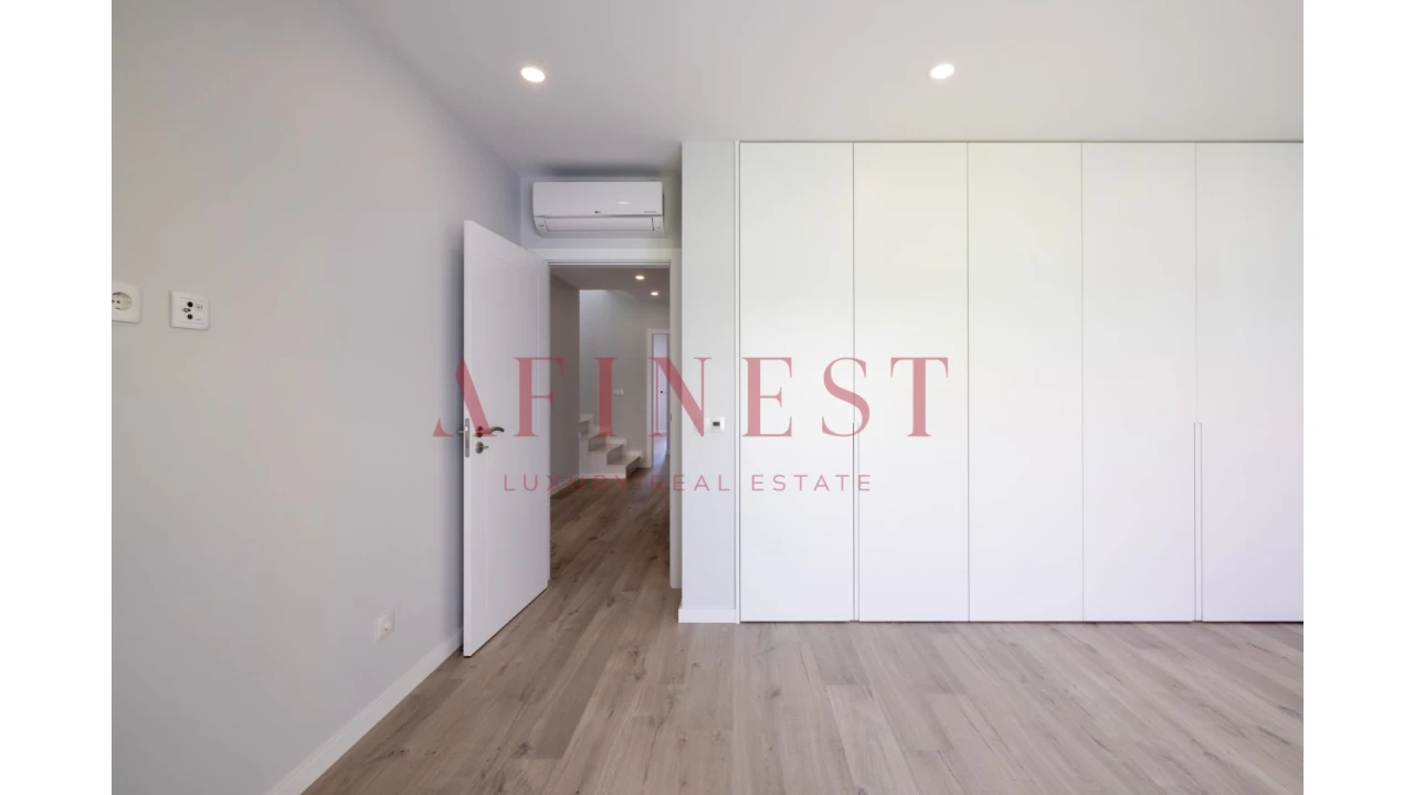 Apartamento T4 para Venda em Alcochete Foto 30