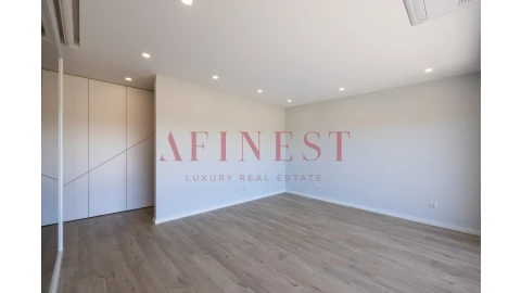 Apartamento T4 para Venda em Alcochete