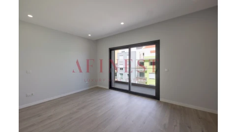 Apartamento T4 para Venda em Alcochete