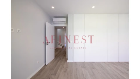 Apartamento T4 para Venda em Alcochete