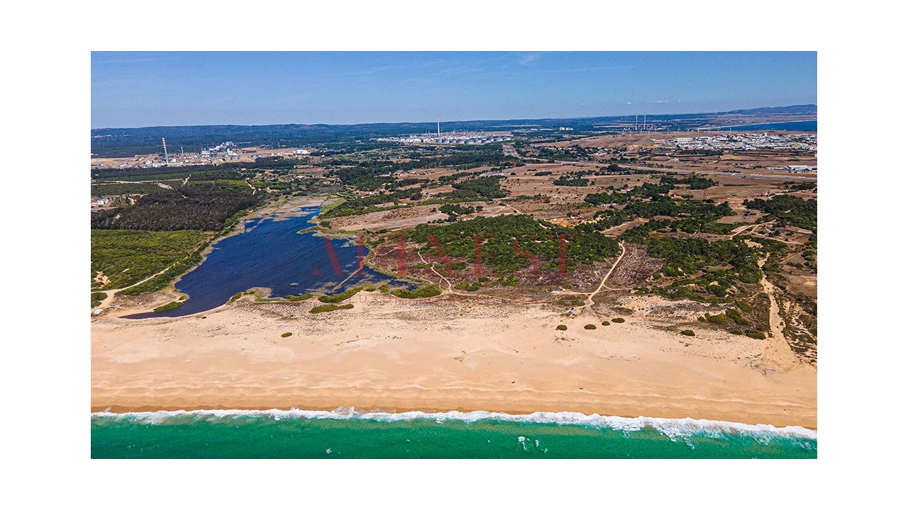 Terreno para Venda em Sines Foto 9